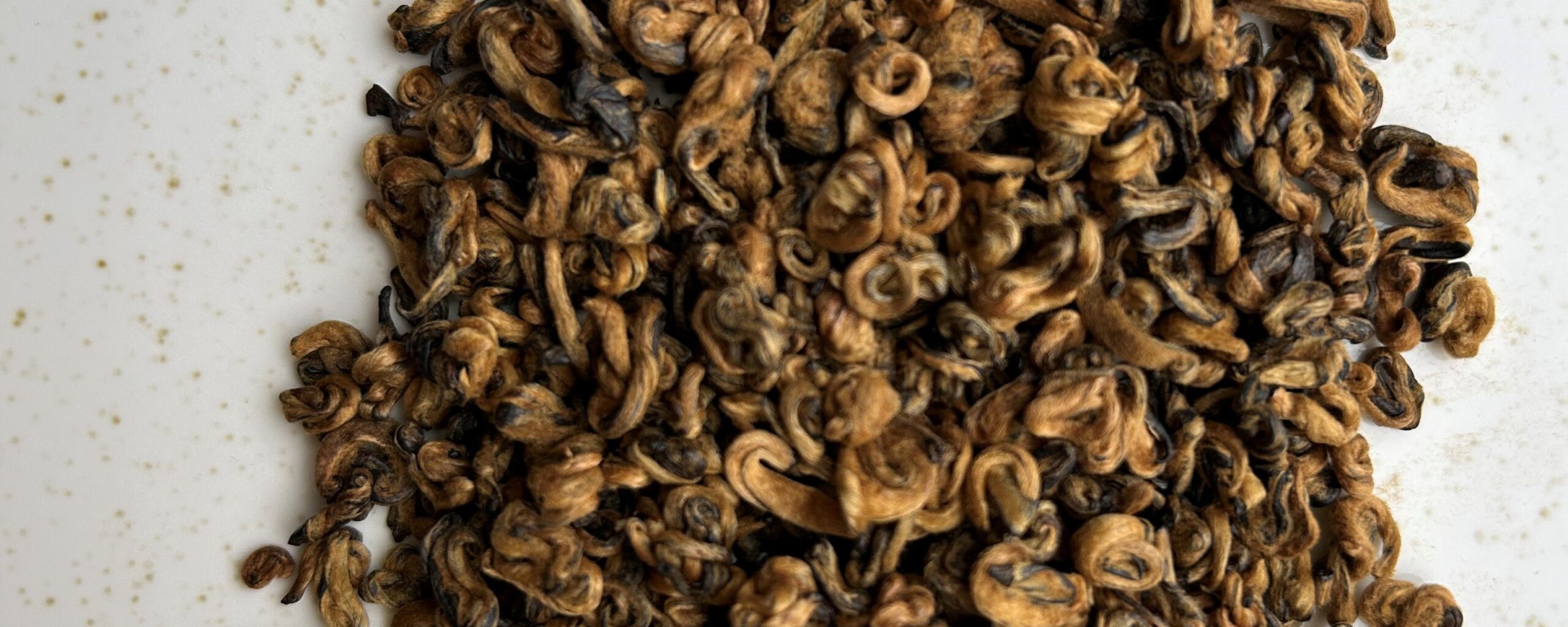 banner black snail pearl losse thee